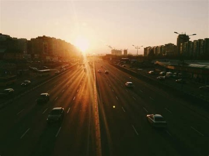 Can a foreigner buy a car in Ukraine?