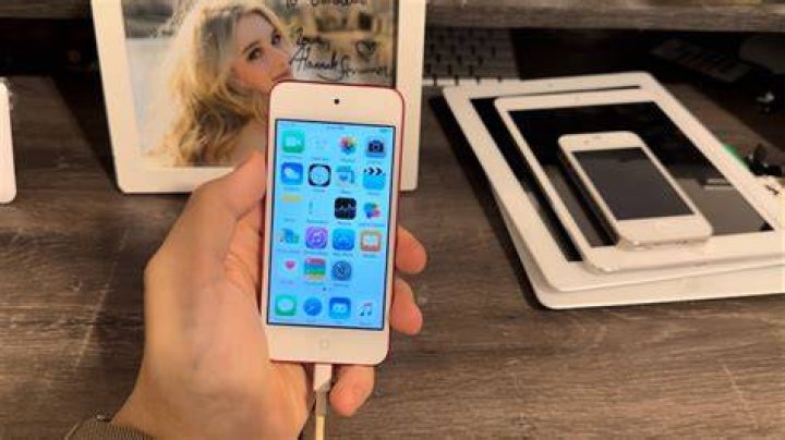 Can you downgrade iPhone 4s?