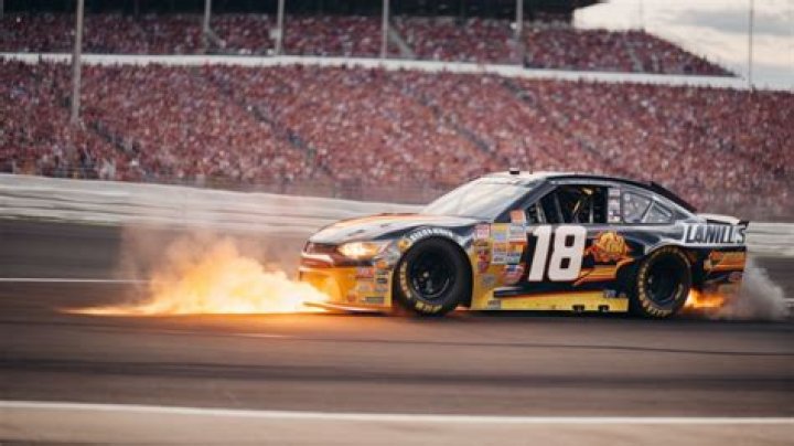 Do Nascar cars have fire suppression?