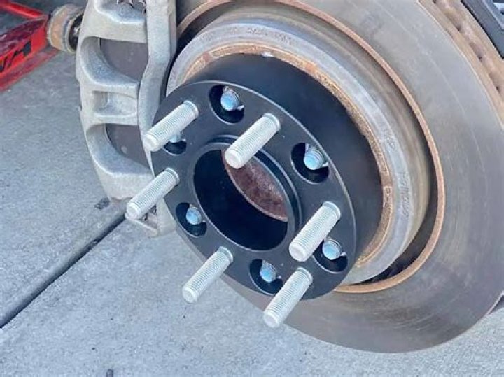 Do wheel spacers ruin bearings?