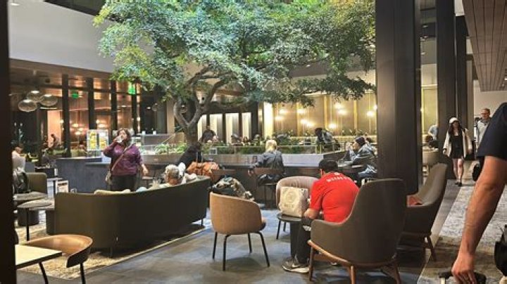 Does Atlanta have good restaurants?