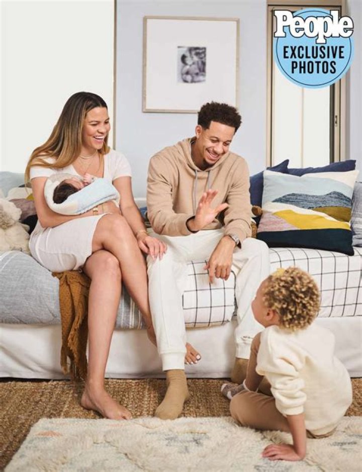 Does Callie Rivers have a child?