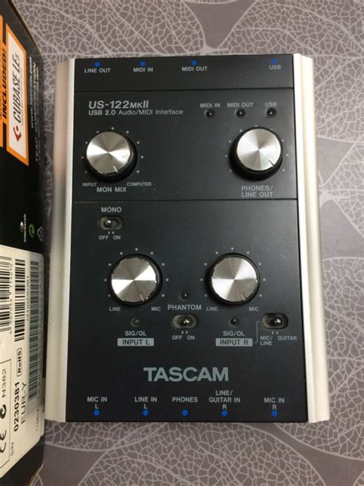 Does Tascam US 122 work with Mac?