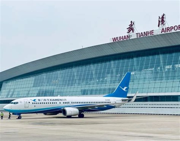 Does Wuhan have an airport?