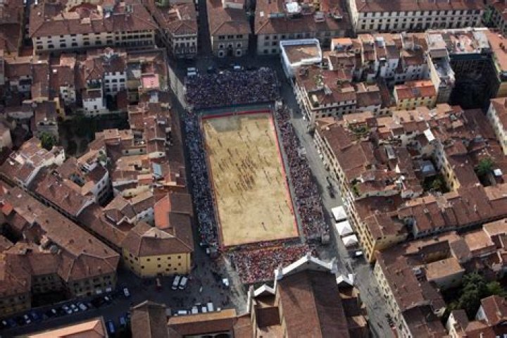 Has anyone died playing Calcio Fiorentino?