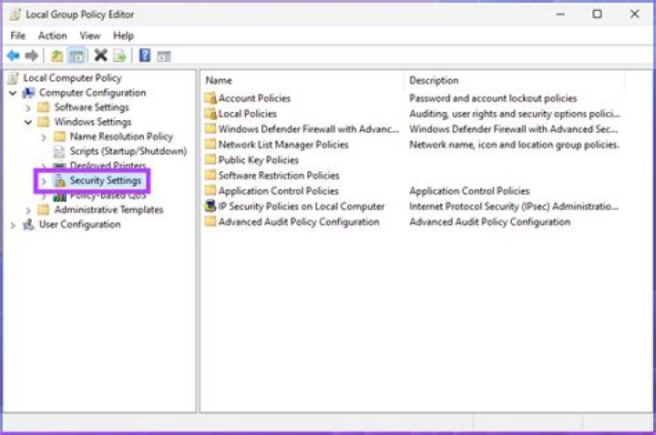 How do I change my policy settings in Windows 10?