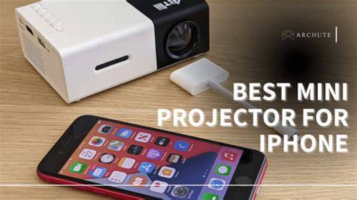 How do I connect my MacBook to a projector?