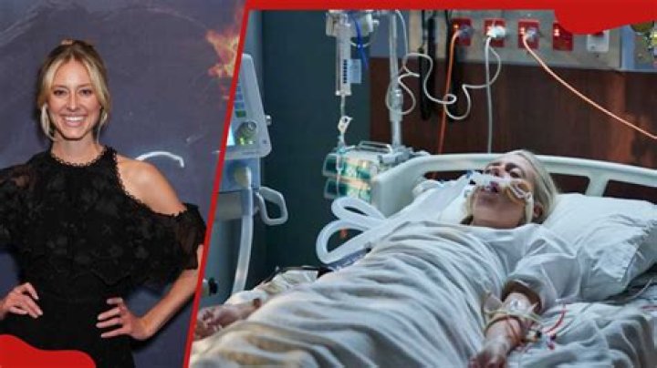 How does Felicity die?