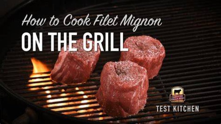 How long do you cook filet mignon on the grill?