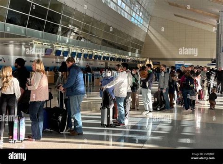 How long is the TSA wait at DFW airport?