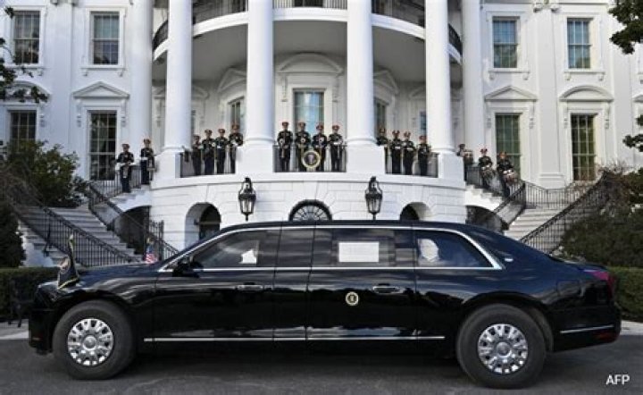 How many Beast presidential limos are there?