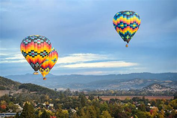 How much does it cost to ride the hot air balloon in Clark?
