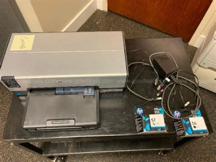 How old is HP 6940?