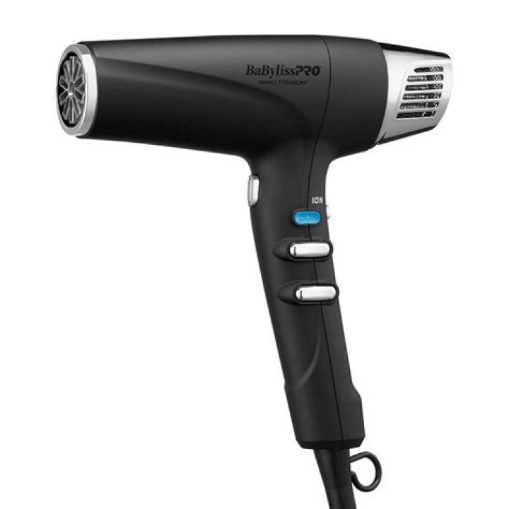 Is BaByliss Pro hair dryer good?