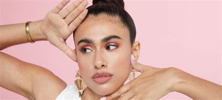 Is it normal to sneeze while getting your eyebrows done?