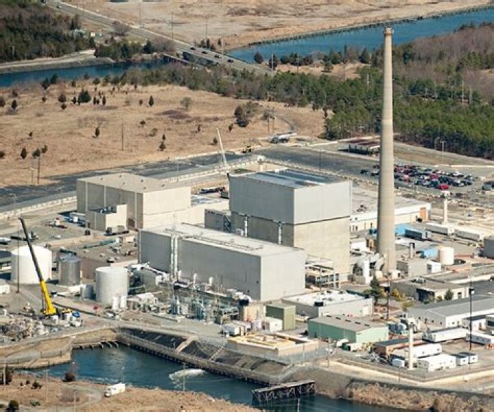 Is Oyster Creek power plant closing?