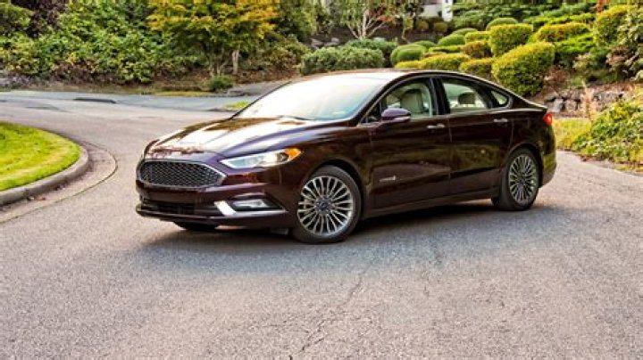 Is the 2010 Fusion hybrid a good car?