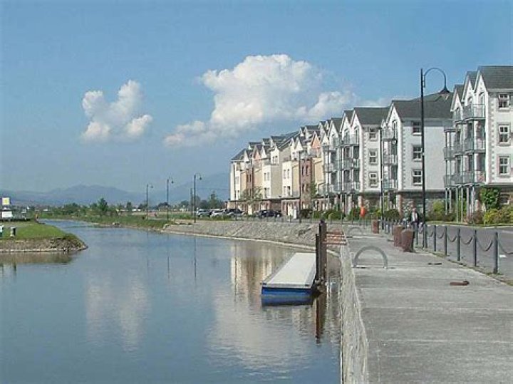 Is Tralee a good town?
