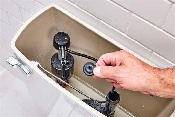 Is water supposed to come out of the top of the fill valve?