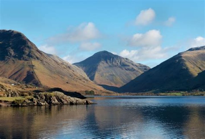 What are the mountains in the Lake District called?