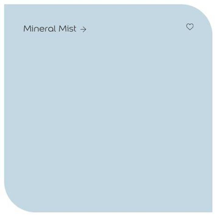 What Colour is mineral mist?