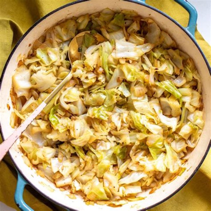 What dishes can be made from cabbage?