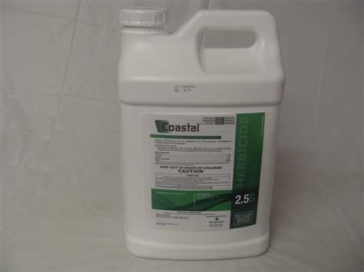 What herbicide has Imazaquin in it?