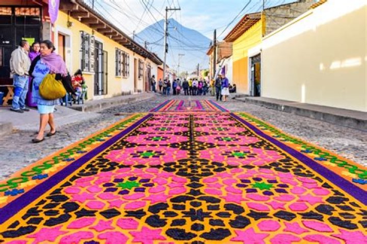 What is Alfombras de Guatemala?