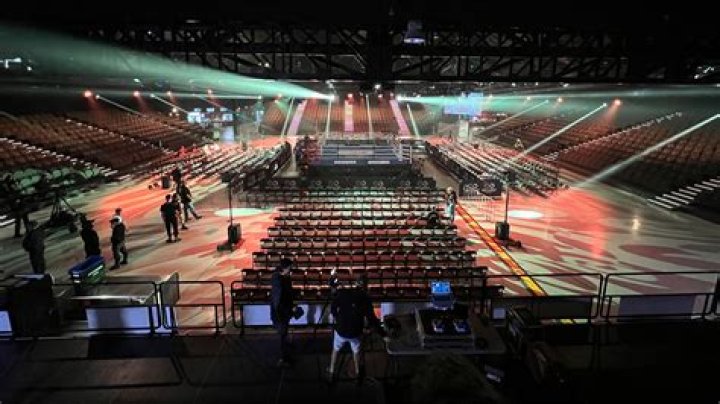 What is the capacity of the Hordern Pavilion?