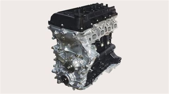 What kind of engine does a 2TR-FE have?