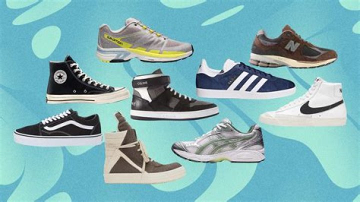 What kind of Shoes does Famous Footwear have?