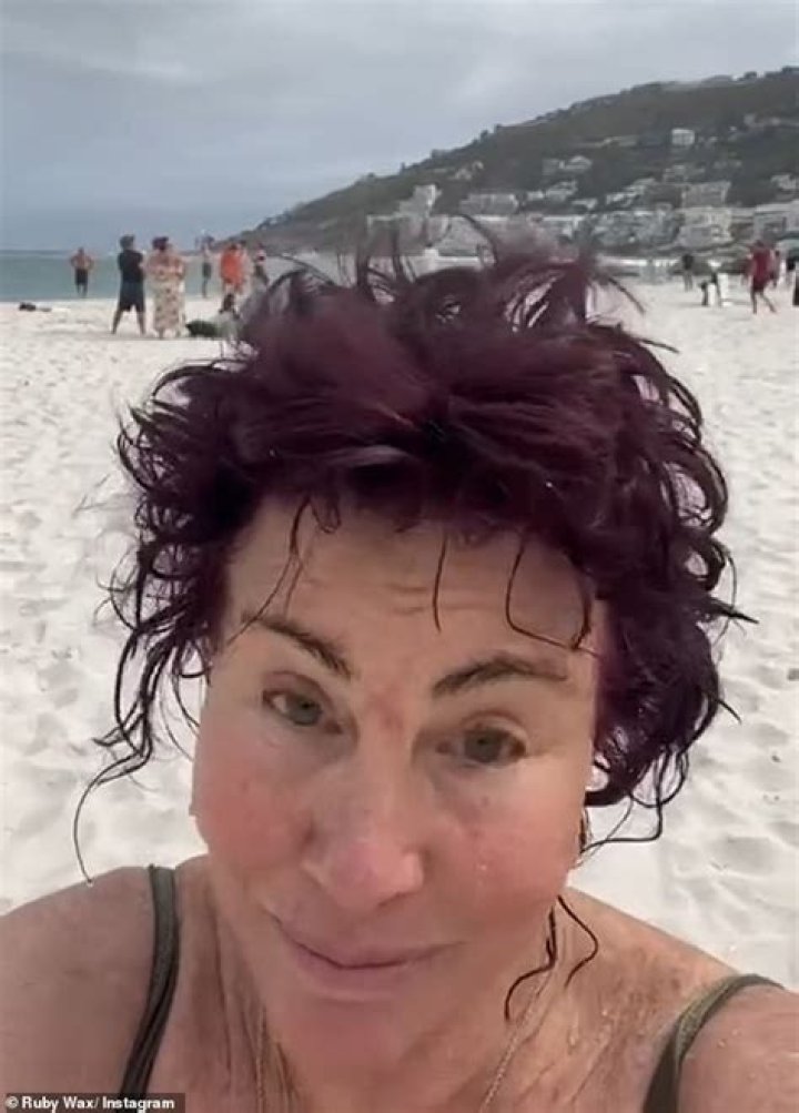 What nationality is Ruby Wax?