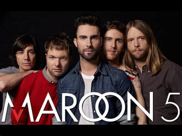 When did Maroon 5 last tour?