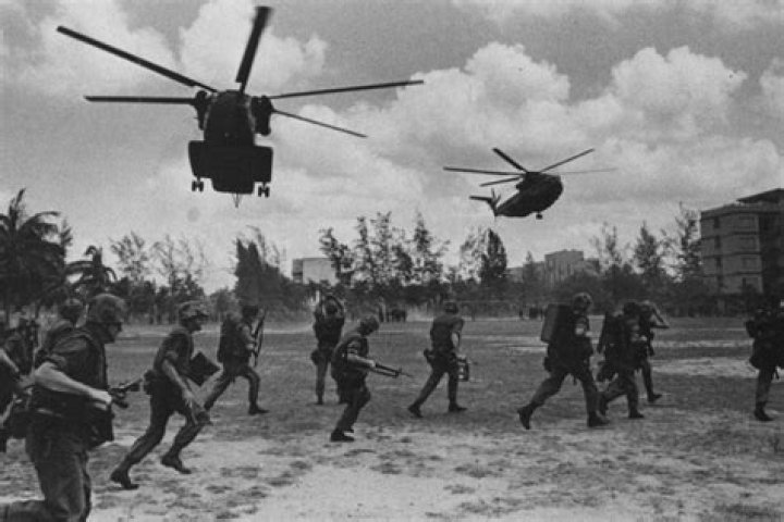 When did the American Embassy evacuate from Phnom Penh in 1975?