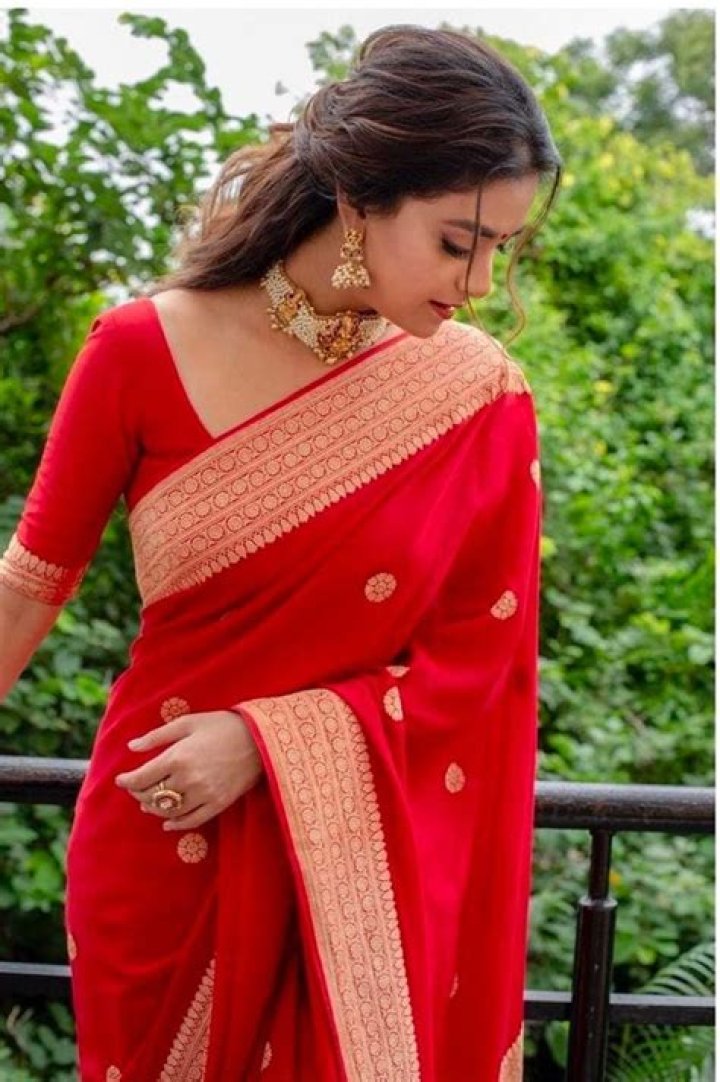 Where can I buy a silk saree?