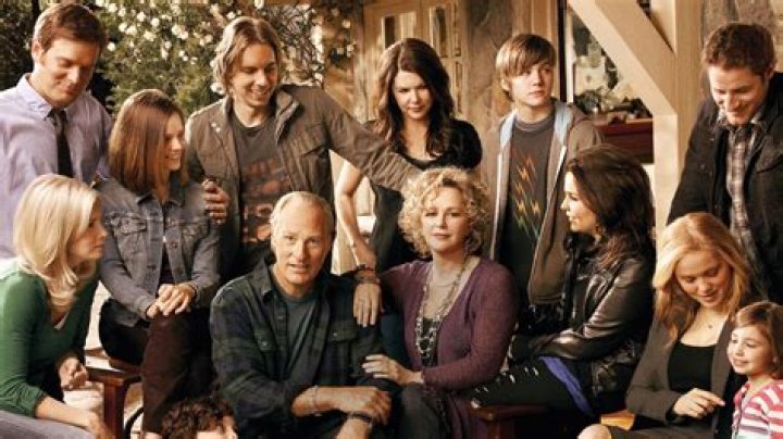 Where can I watch season 6 of Parenthood?