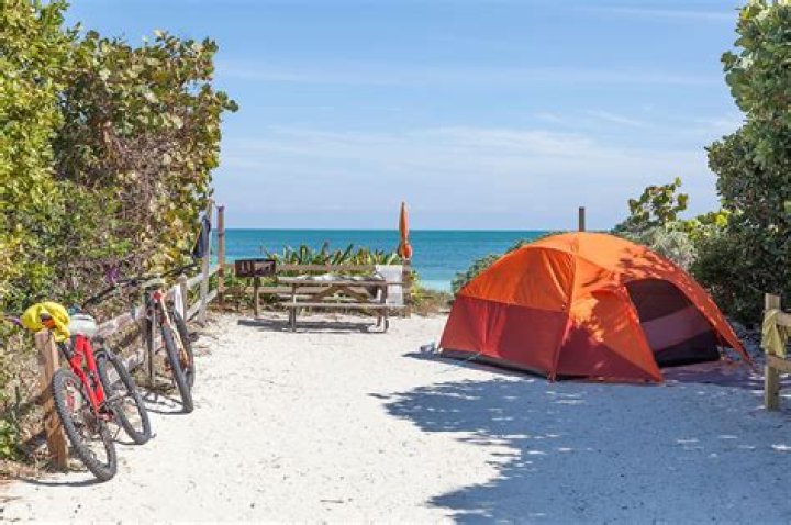 Where do people go camping in Florida?