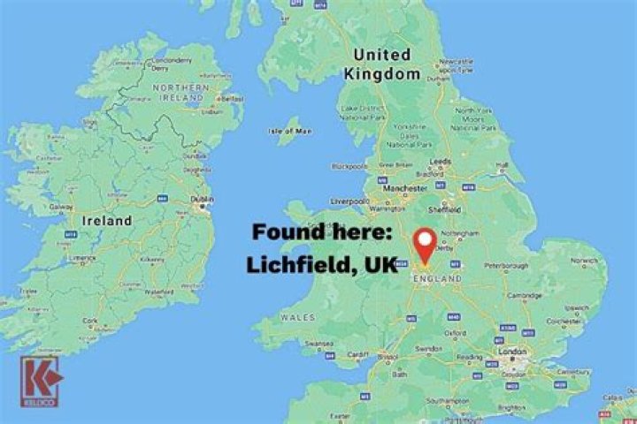 Where is the Staffordshire Hoard on display now?