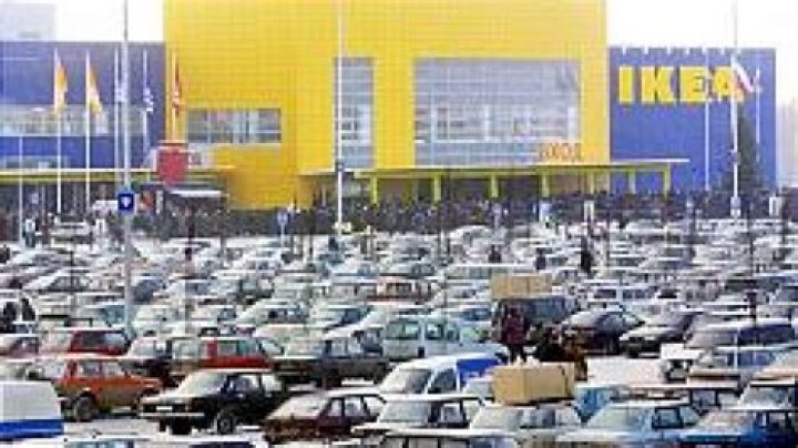Which Ikea is bigger in UAE?