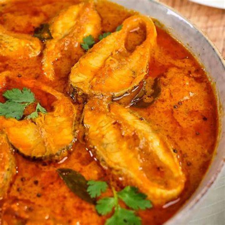 Which type of fish is good for Curry?