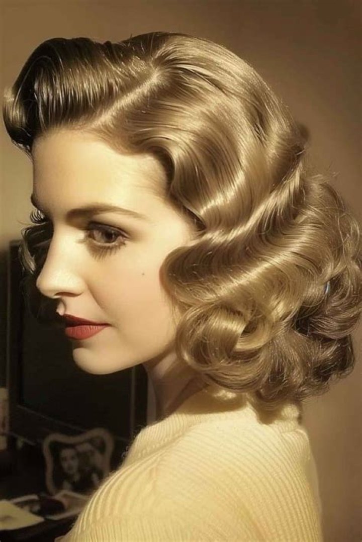 Which was a hairstyle during the 1940s?