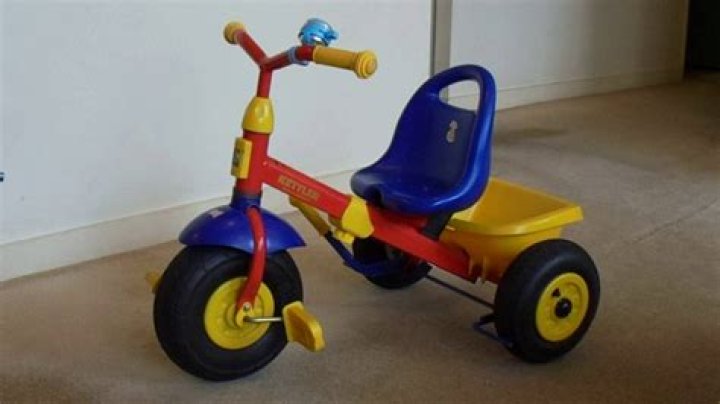 Who makes Heinz Kettler tricycles?