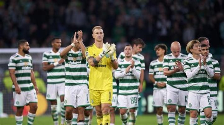 Why are Celtic wearing black armbands tonight?